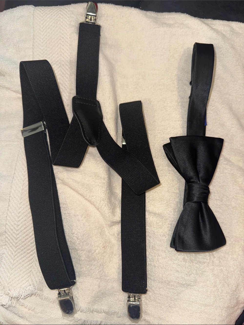 Men's Suspenders and Bow Tie Set Black. Both Adjustable.